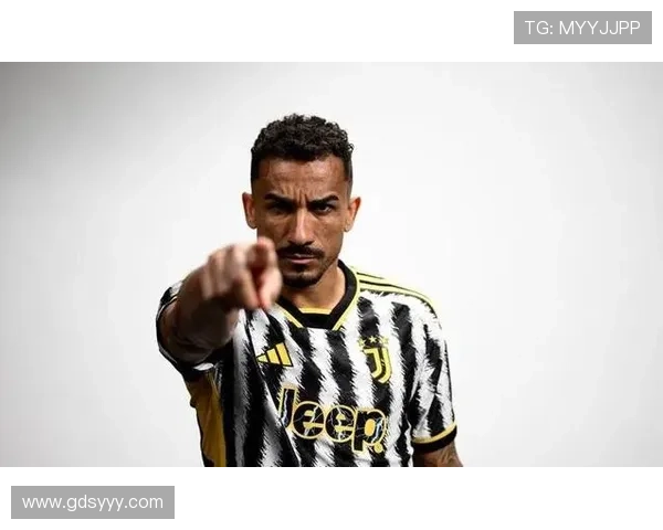 回尤文主场观赛！达尼洛：回来很紧张 未来愿以其他身份回尤文-直播吧